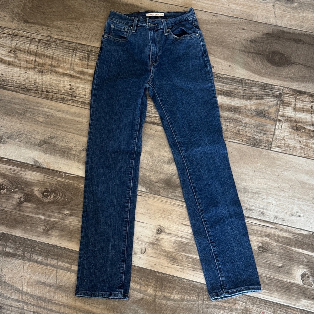 Levi’s 724 High-rise straight jeans